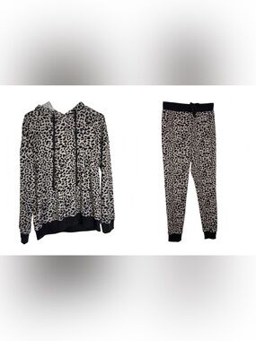 Ott leopard leisure set. Worn twice.